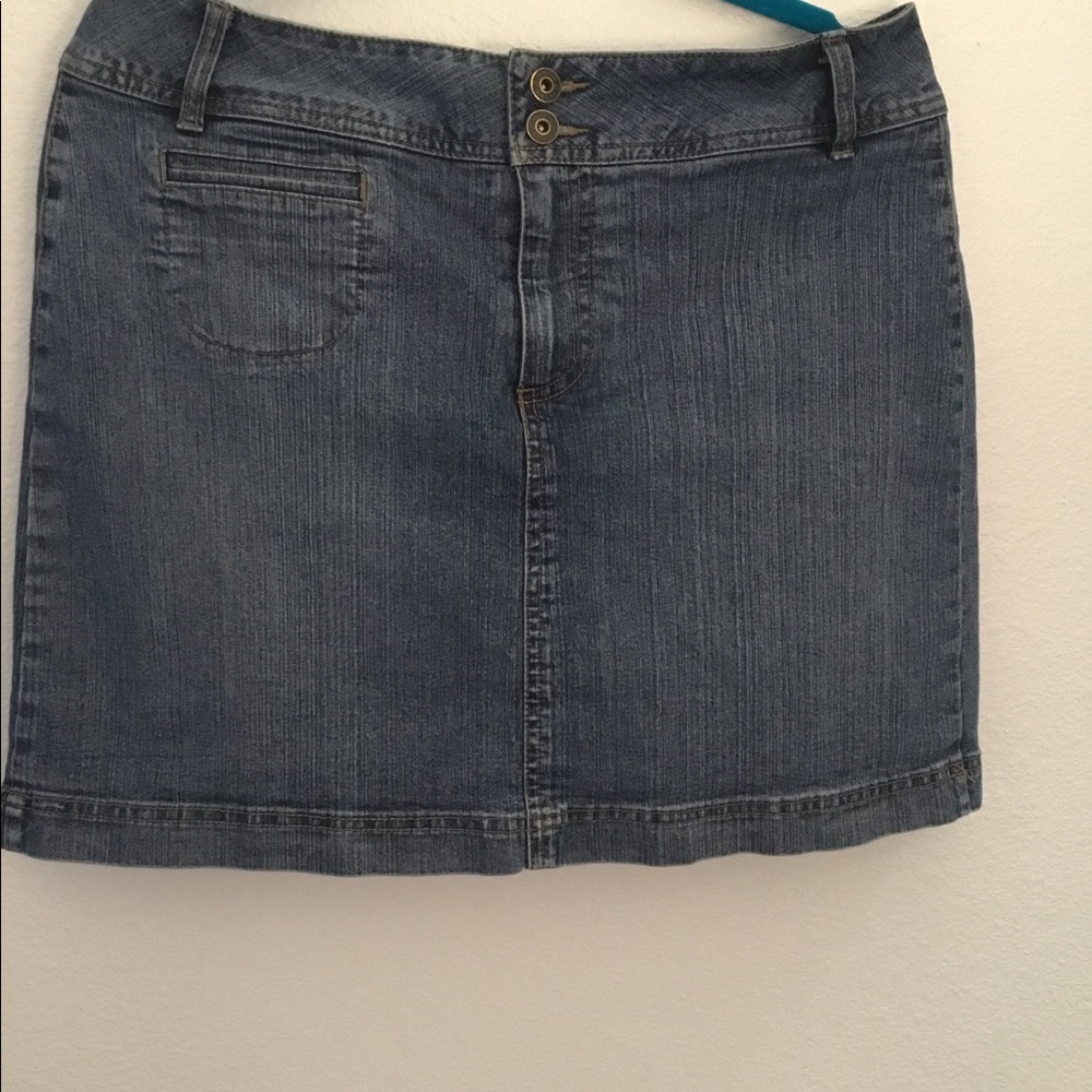 St John’s Bay Stretch Jean Skirt with pants. S. 12